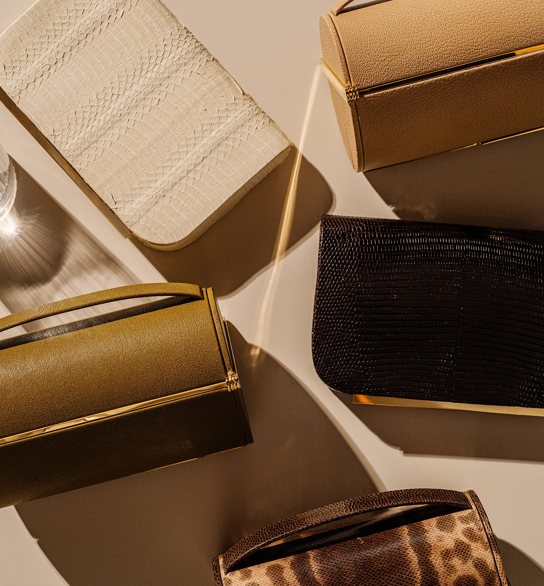 Supervea Clutch in Mink Chèvre Leather