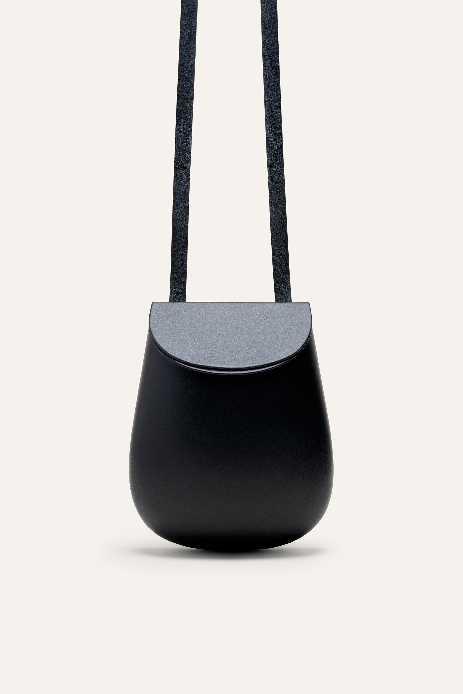 Florero Bag in Black Calf Leather