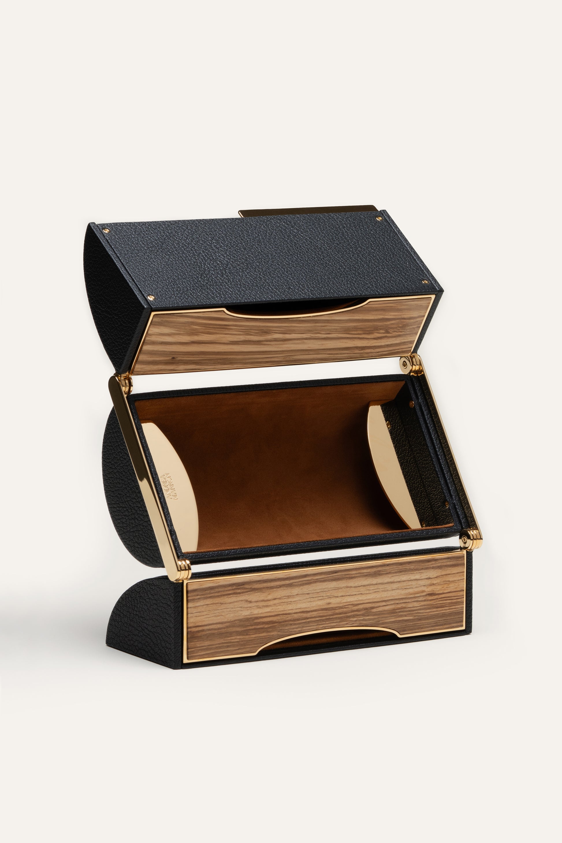 Supervea Clutch in Black Chèvre Leather