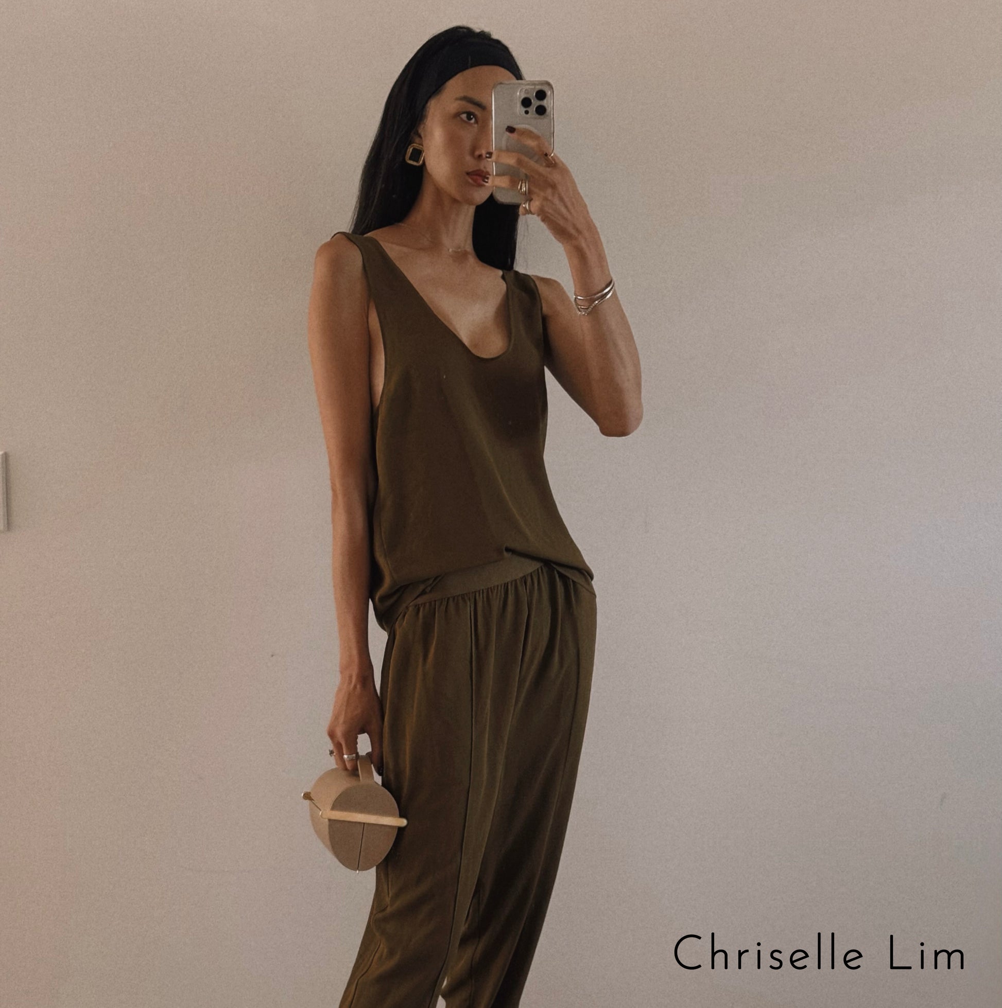 Supervea Clutch in Mink Chèvre Leather